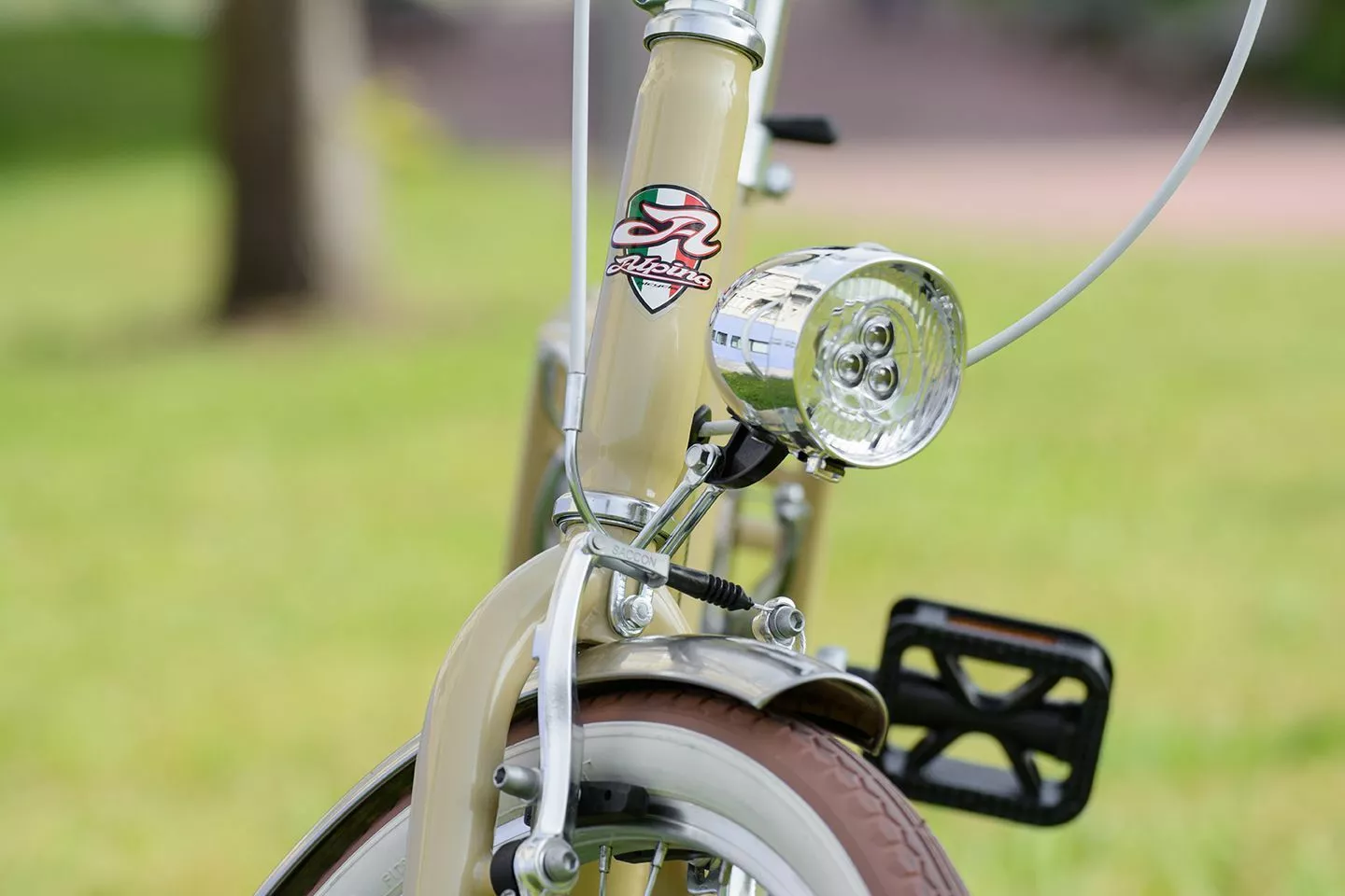 BICICLETA PLEGABLE ALPINA CAMPING CREMA - Imagen 4