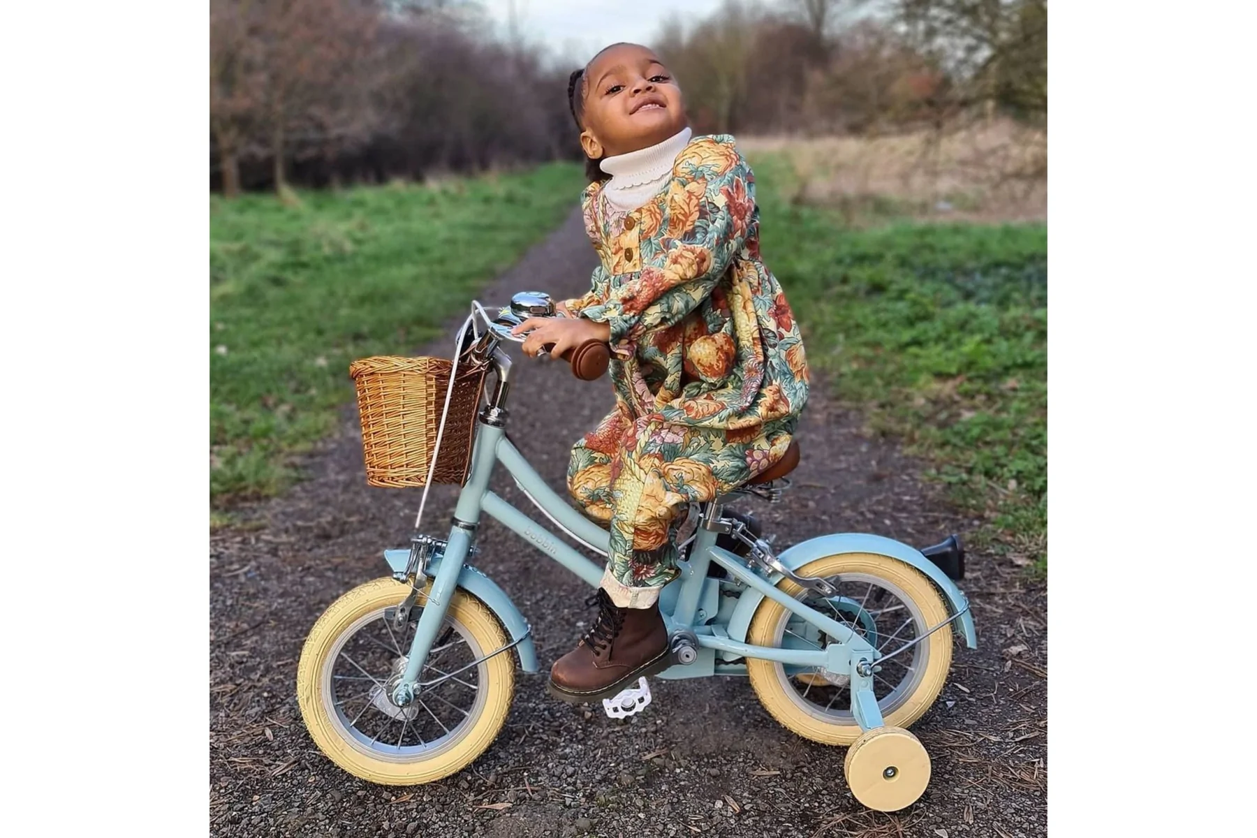 BICICLETA NIÑOS BOBBIN GINGERSNAP 12 PULGADAS AZUL CIELO 2-4 AÑOS - Imagen 2